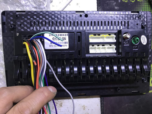 汽车安卓外屏幕9寸屏幕10.2寸