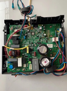 适用于格力空调外机电脑板KFR-35W/R02-3 30148417 W84230C电器盒