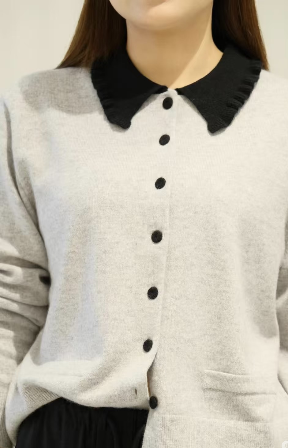 国货老牌原纱kv*s纯山羊绒荷叶领撞色正肩开衫