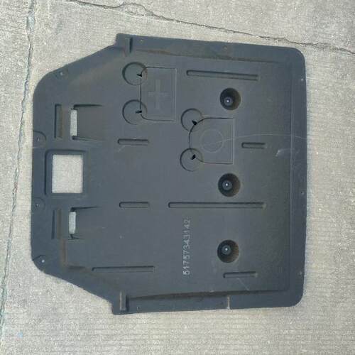 宝马1系2系X1X2发动机下护板