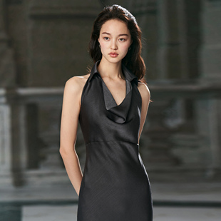 Gift COMMON VALUE「 禀 日本进口奢华丝锻 」缎面复古荡领连衣裙