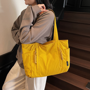 韩版休闲手提大包包女款2025新款潮时尚上课通勤单肩包学生托特包