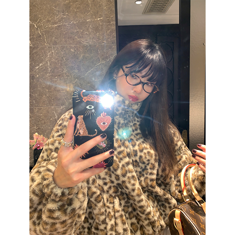 落落狷介宽松豹纹毛毛外套女