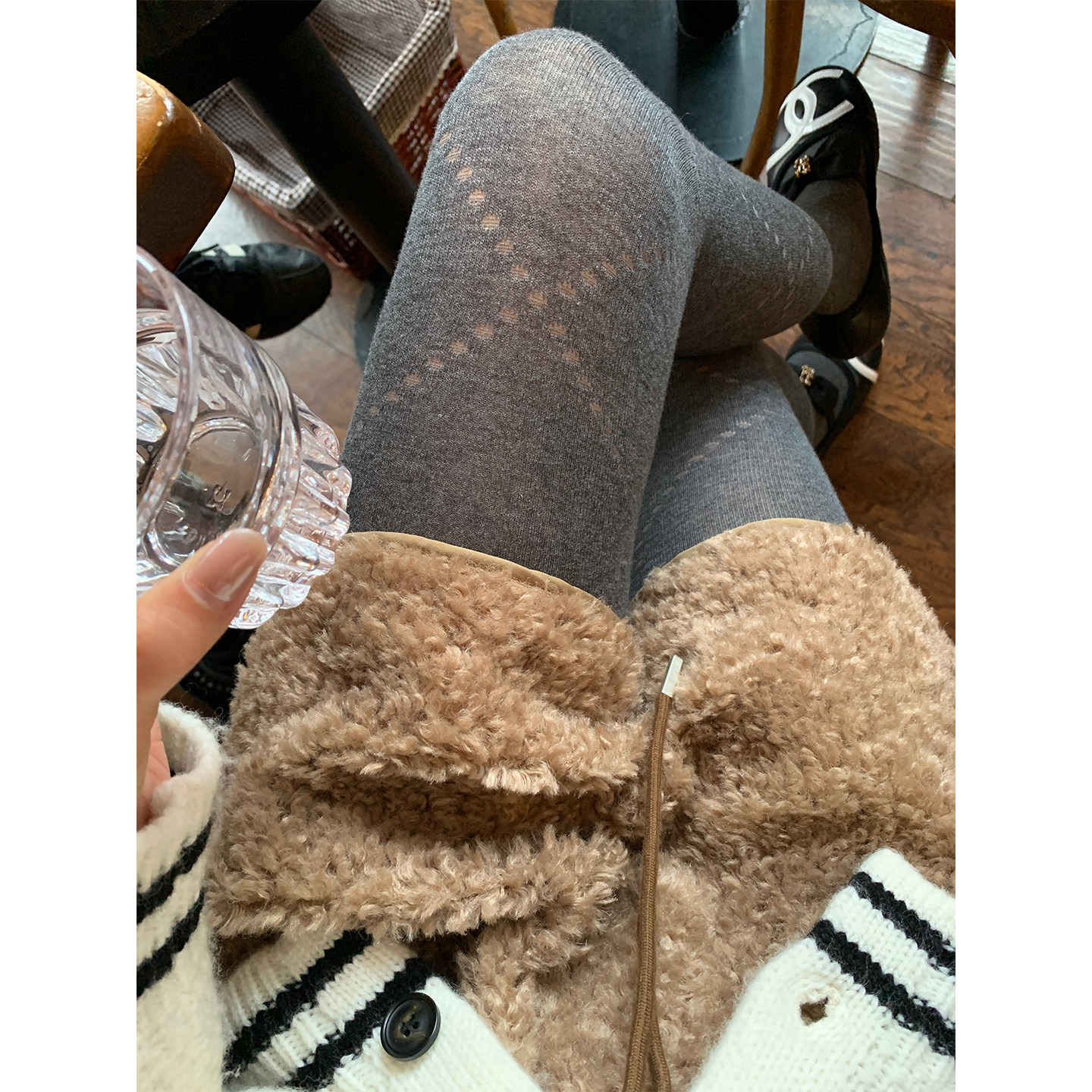 落落狷介裤子女2025新款冬毛毛短裤小个子棕色环保毛毛阔腿裤百搭,女装/女士精品,休闲裤,淘宝优惠券,粉丝福利购,淘宝优惠卷