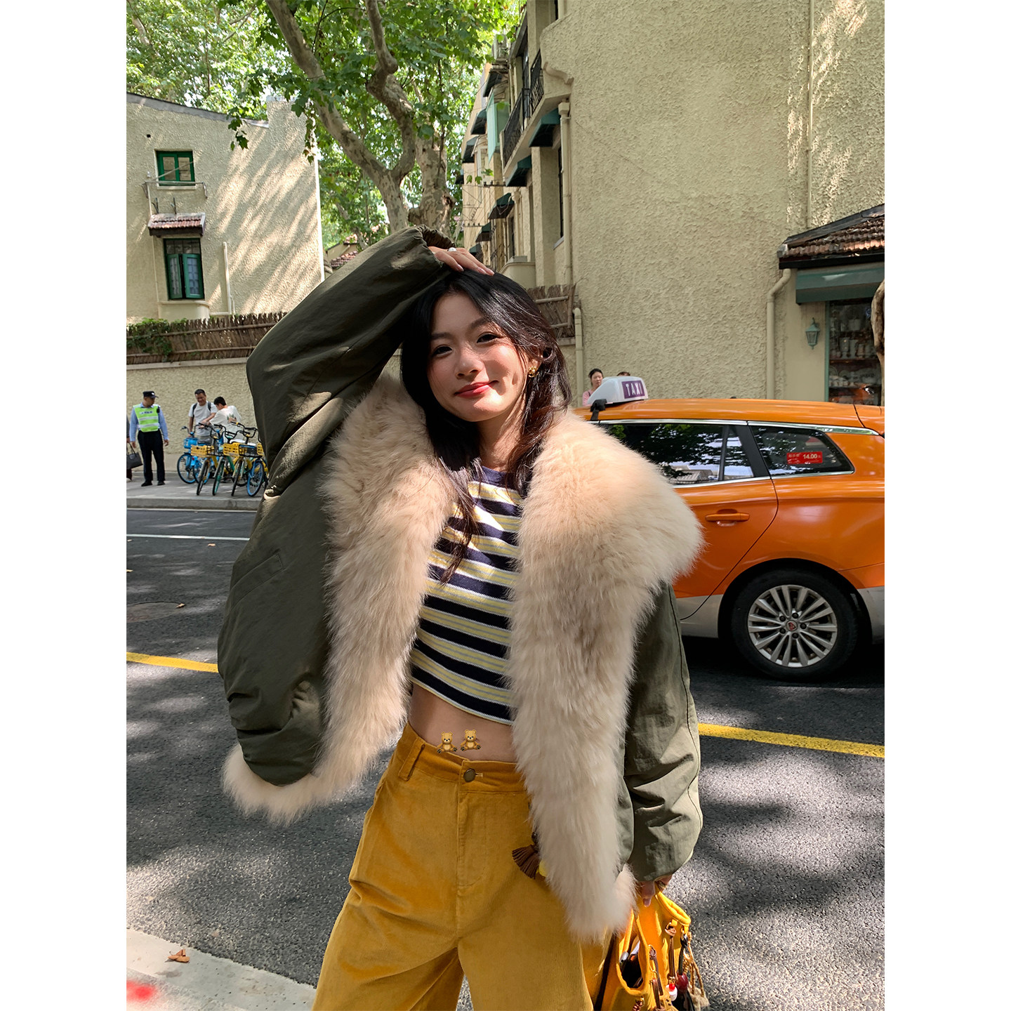 落落狷介 羽绒服女款冬季2025新款大毛领狐狸毛短款外套加厚保暖