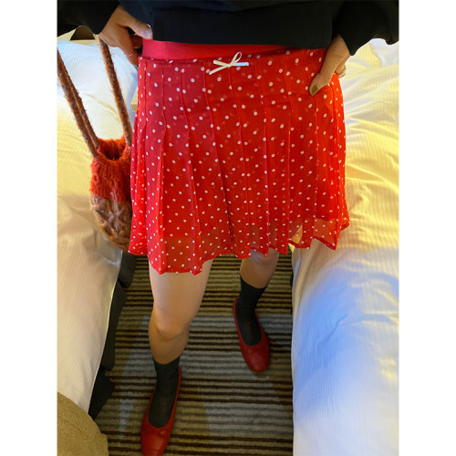 落落狷介红色碎花百褶裙女