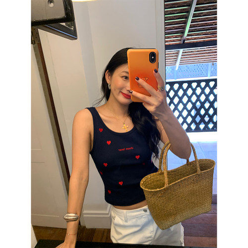 落落狷介刺绣设计感背心女