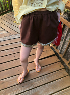 落落狷介 今年流行款的裤子2026年新款设计感小众亚麻短裤小个子
