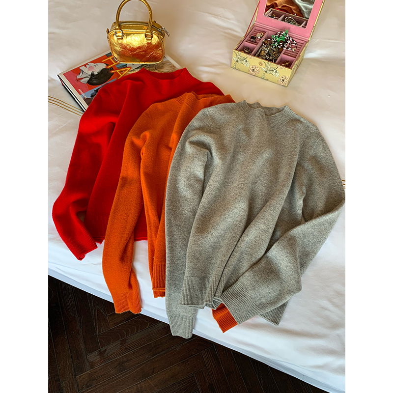 落落狷介绵羊毛针织衫女