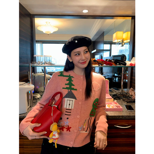 落落狷介粉色开衫毛衣女秋冬