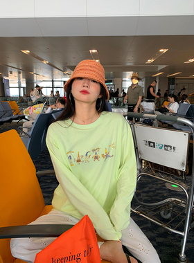 落落狷介 巨好看设计感上衣2025年新款长袖印花T恤女小个子绿色