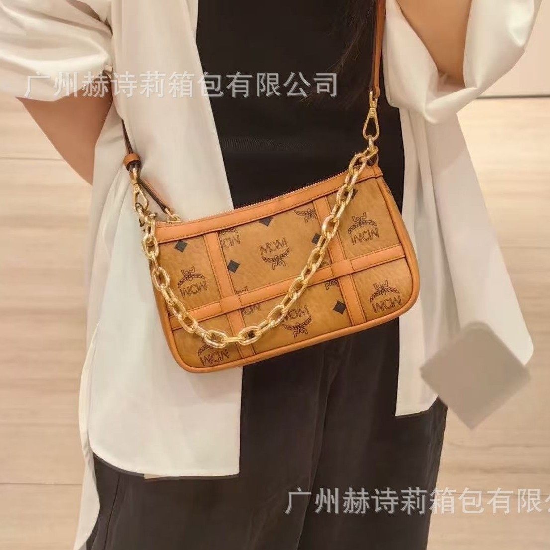 高版本新款MC真皮老花麻将包信封包超迷你菜篮子手提单肩斜挎女包,箱包皮具/热销女包/男包,手拿包,淘宝优惠券,粉丝福利购,淘宝优惠卷