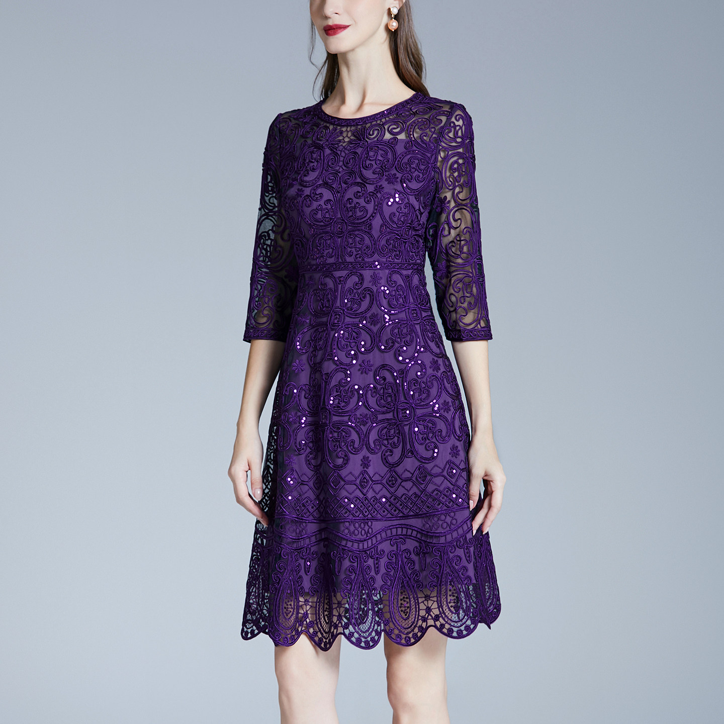 萱维尔中年女士春秋轻奢大气40-50岁妈妈装七分袖透视刺绣连衣裙