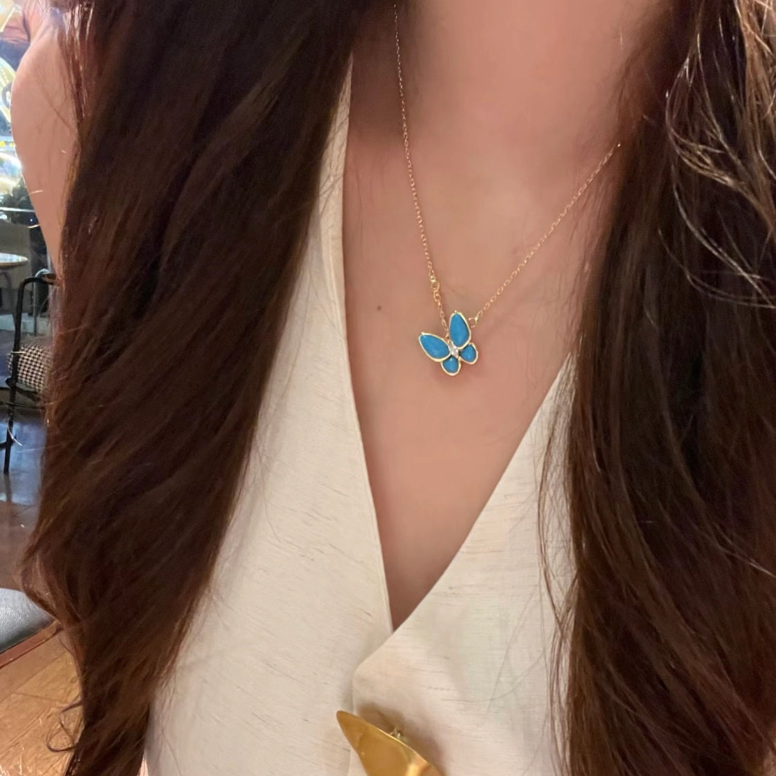 闪耀18k真金电镀锆石树脂蝴蝶吊坠项链轻奢高级感锁骨链时尚气质