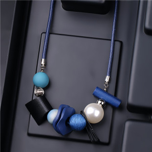 夸张装饰项链2025年新款女配饰时尚款民族风毛衣项链饰品衣服挂件