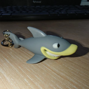 鲨鱼LED发声发光钥匙扣挂件鲸鱼小礼品海洋霸主钥匙链大鲨鱼
