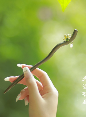 天然檀木发簪女高级感简约小清新流苏步摇日常盘发簪子绿檀小众
