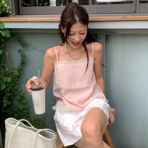 已出货 韩国ins小众夏日清新甜美温柔风拼接蕾丝花边背心吊带上衣