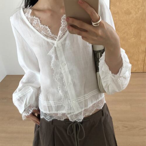 有货  韩国ins 少女蕾丝V领衬衫泡泡袖宽松衬衫