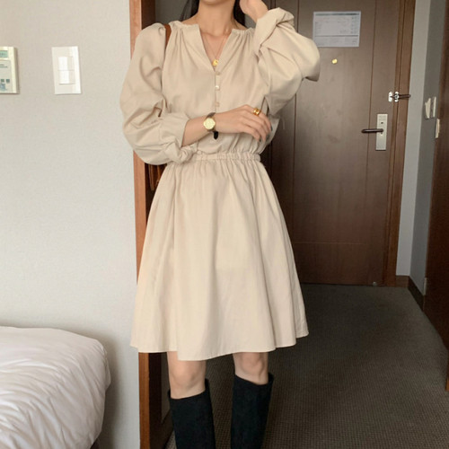 韩国chic秋季复古气质V领宽松松紧带收腰泡泡袖连衣裙女