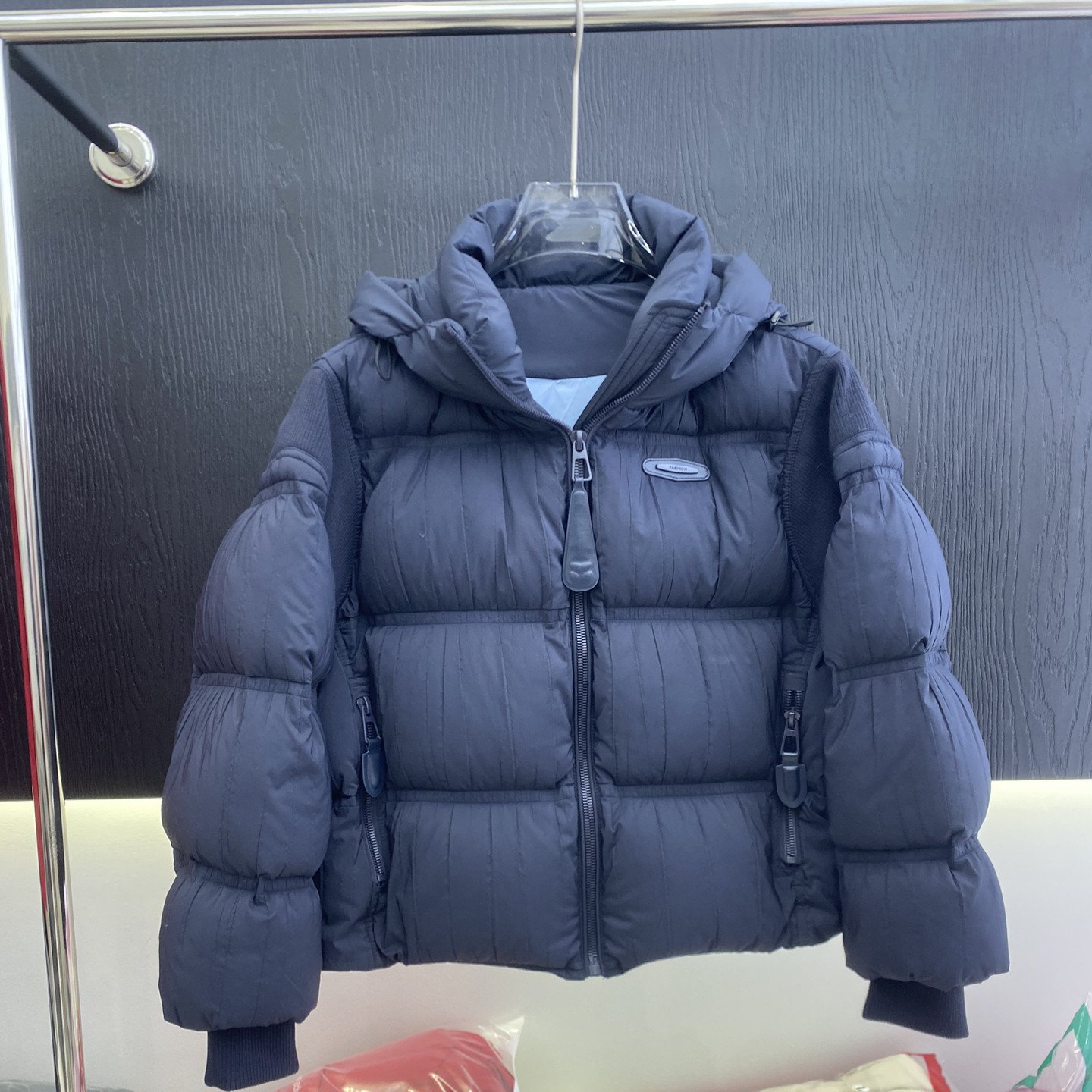 短款羽绒服女加厚连帽松紧袖口
