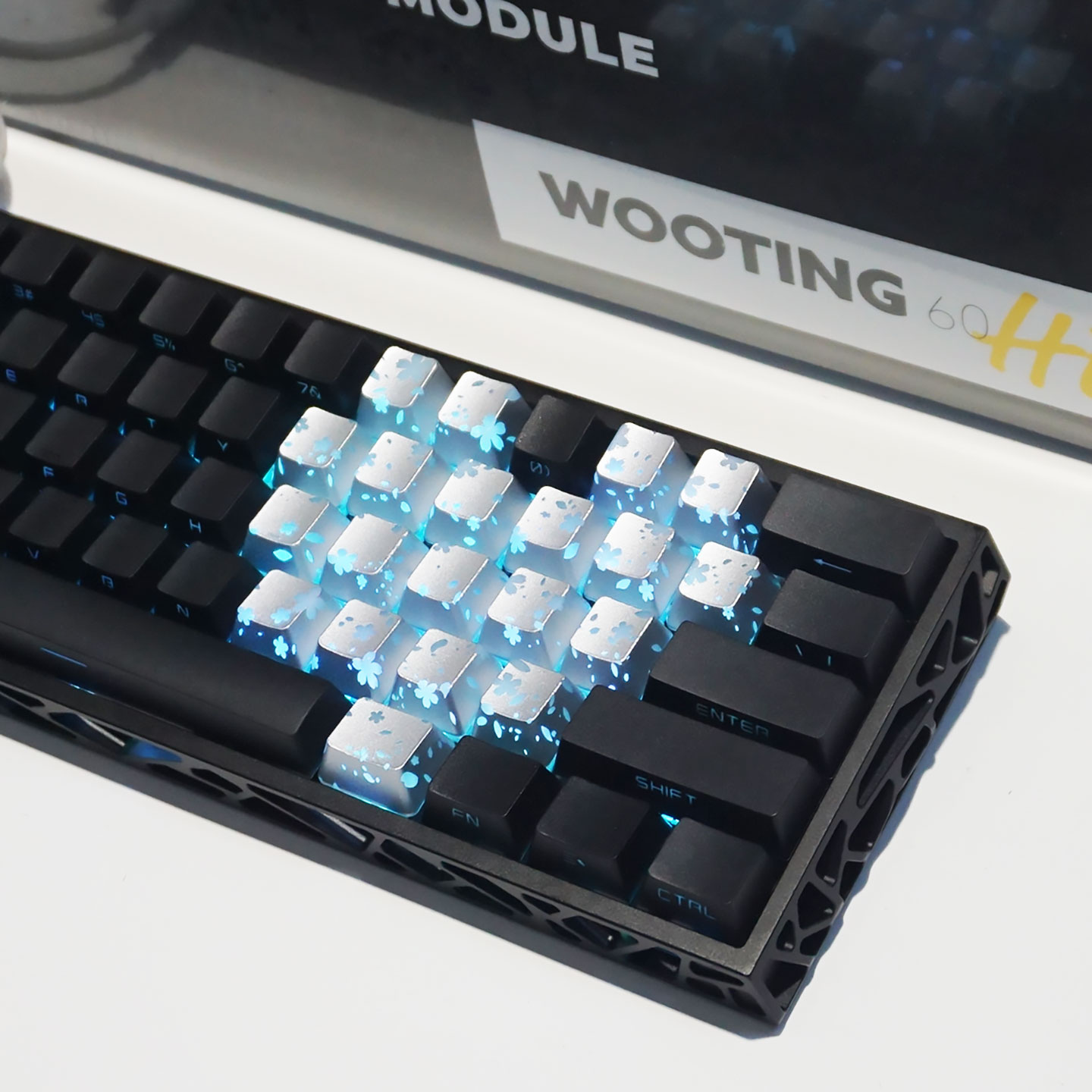 蝴蝶爱心键帽透光爱心水晶键帽客制键帽适配wooting狼蛛美加狮