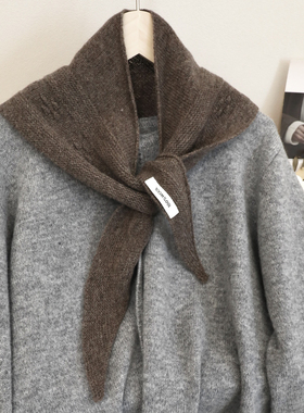 韩系100%纯羊毛纯色三角巾小披肩秋冬保暖小围巾外搭小坎肩小围脖