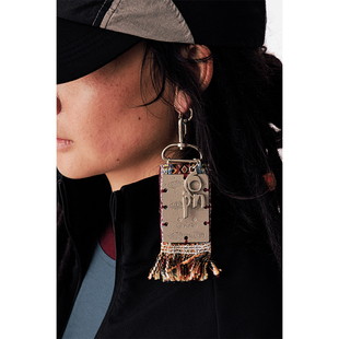 CONP 宇宙回音电镀合金吊坠 26AW