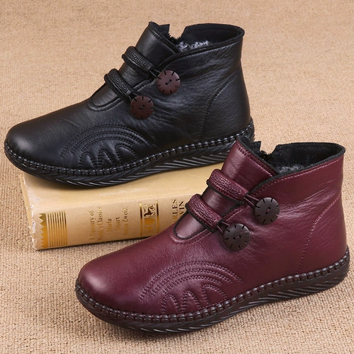 Зимние нескользящие слипоны, износостойкая утепленная обувь, утепленные туфли для матери, для среднего возраста