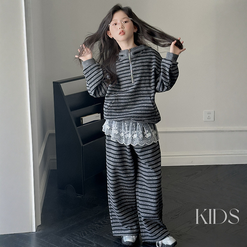 女孩秋季女童条纹帽衫套