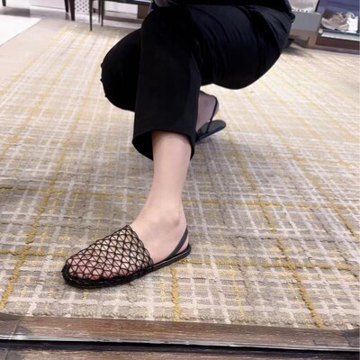 小众鱼网编织镂空平底罗马凉鞋女