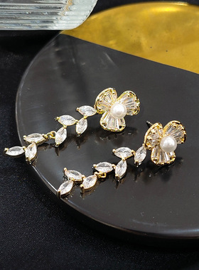 跨境爆款新潮流时尚耳钉设计感流苏高级优雅耳钉气质个性花叶