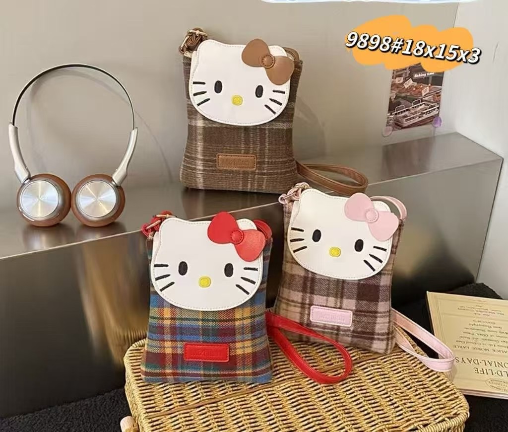 2025新款时尚百搭单肩斜挎包女简约风格小众设计感手机包,箱包皮具/热销女包/男包,手机包,淘宝优惠券,粉丝福利购,淘宝优惠卷