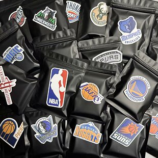 正版帕尼尼篮球NBA球星卡福包nba球队詹姆斯科比库里文班亚马卡片
