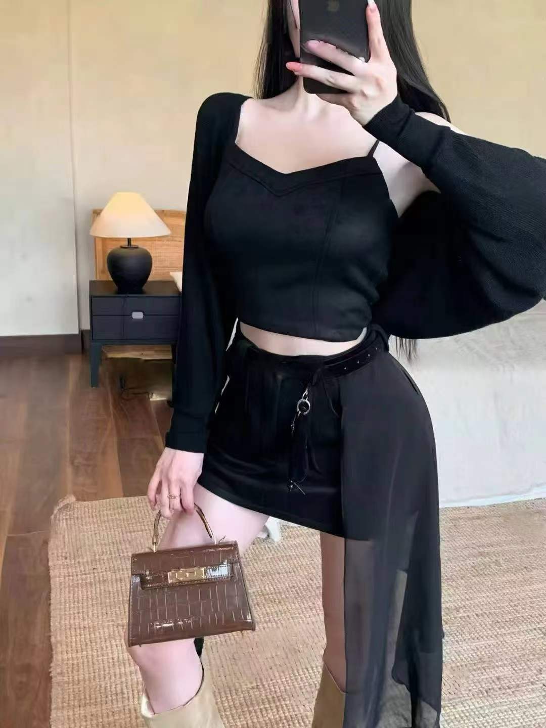 2025秋季新辣妹露肩吊带+开衫毛衣+拼接网纱不规则短裙三件套女
