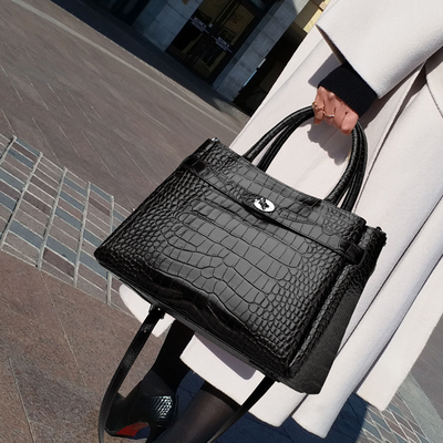 CCAMO高级感牛皮托特包时尚通勤