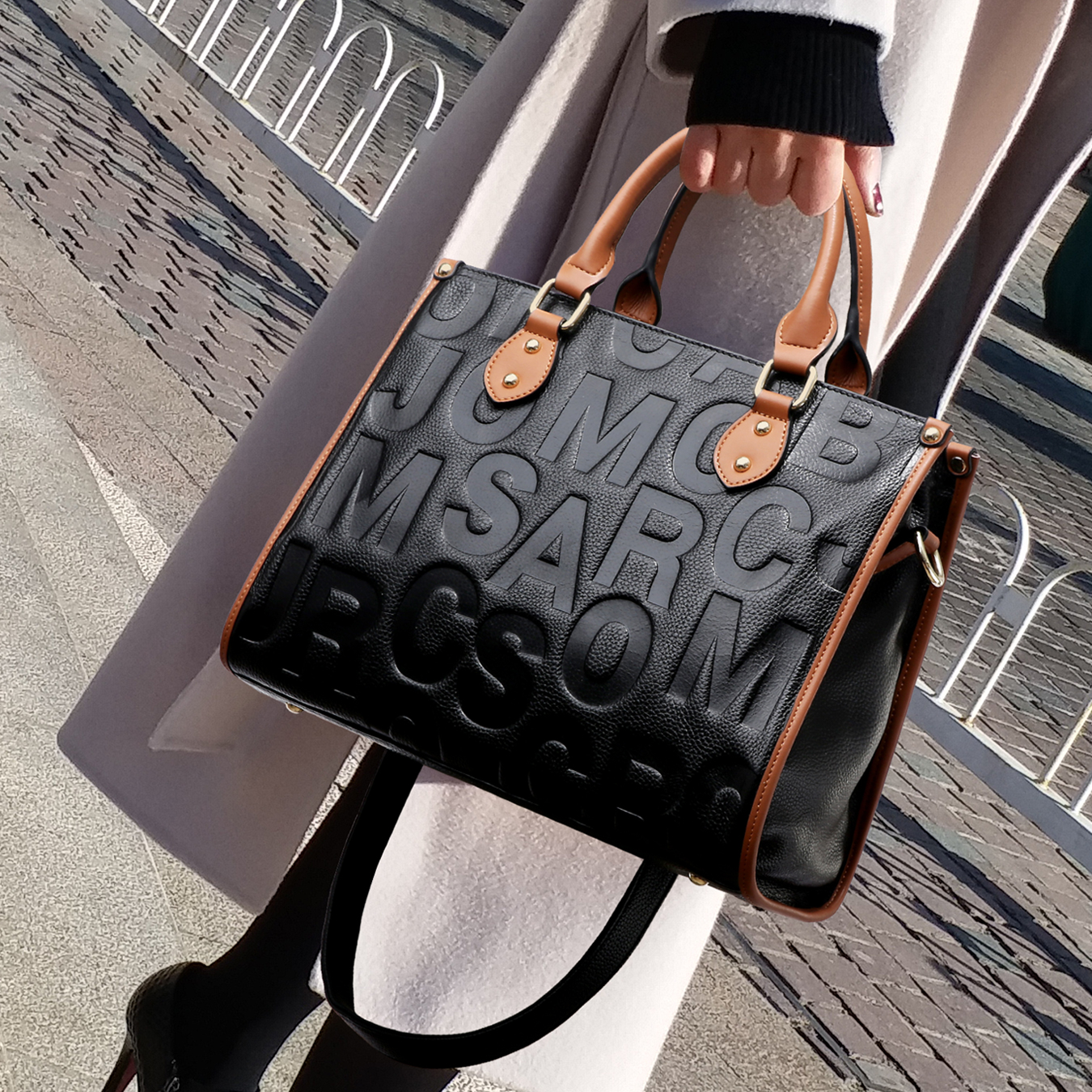 CCAMO通勤包高级压花真皮女士包