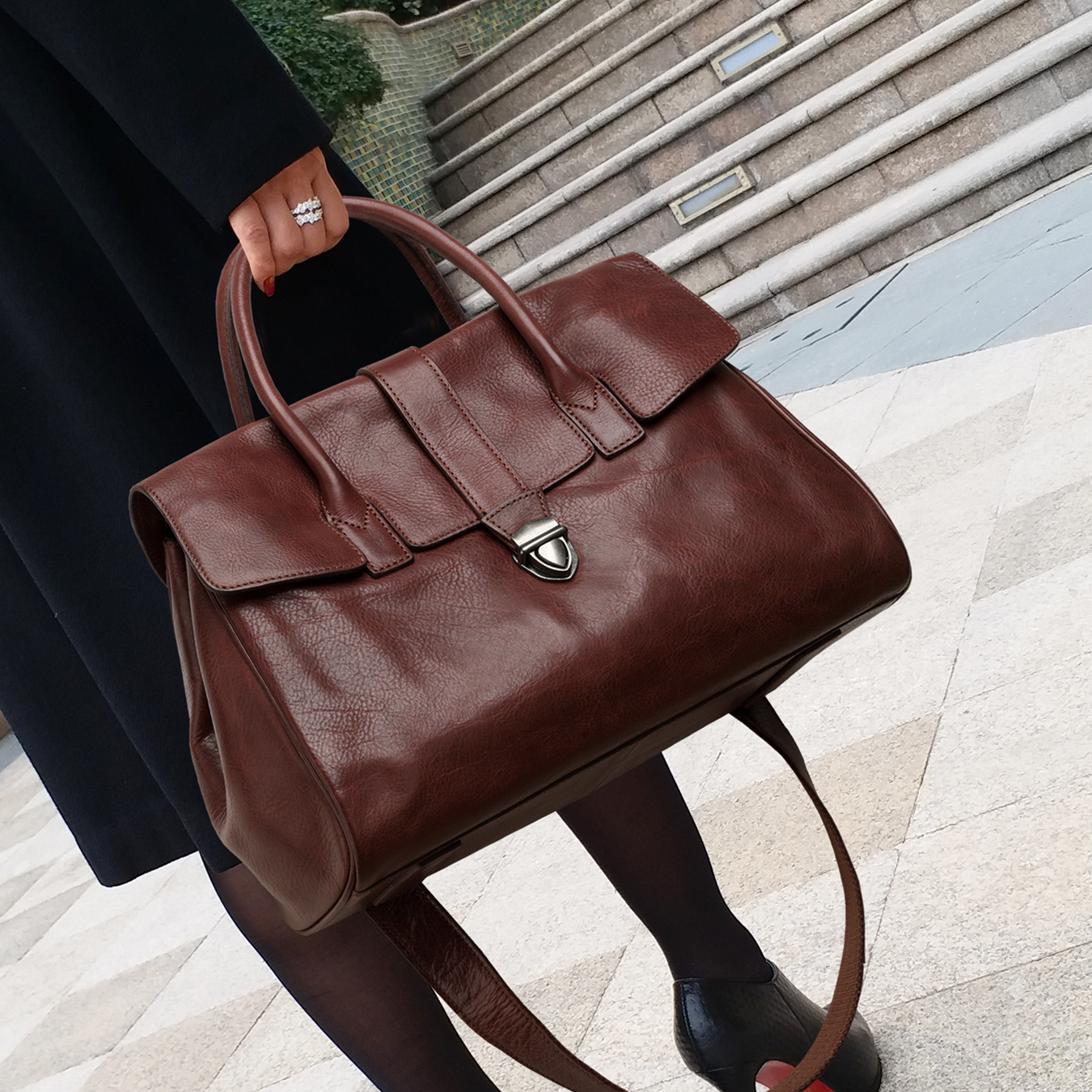 CCAMO通勤包包时尚大气女士包包