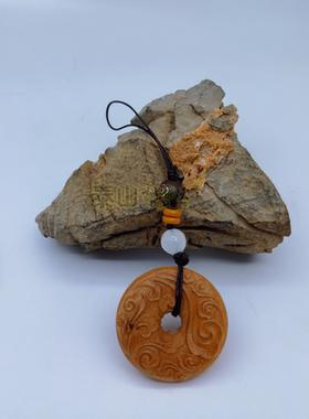 桃核雕刻祥云纹钥匙扣挂件手工编织绳艺装饰摆件平安挂饰