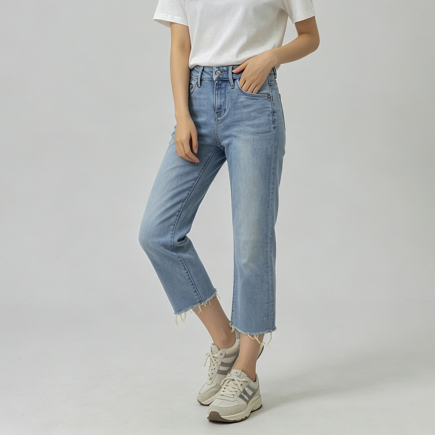 ABLEJEANS微喇8分牛仔裤显瘦
