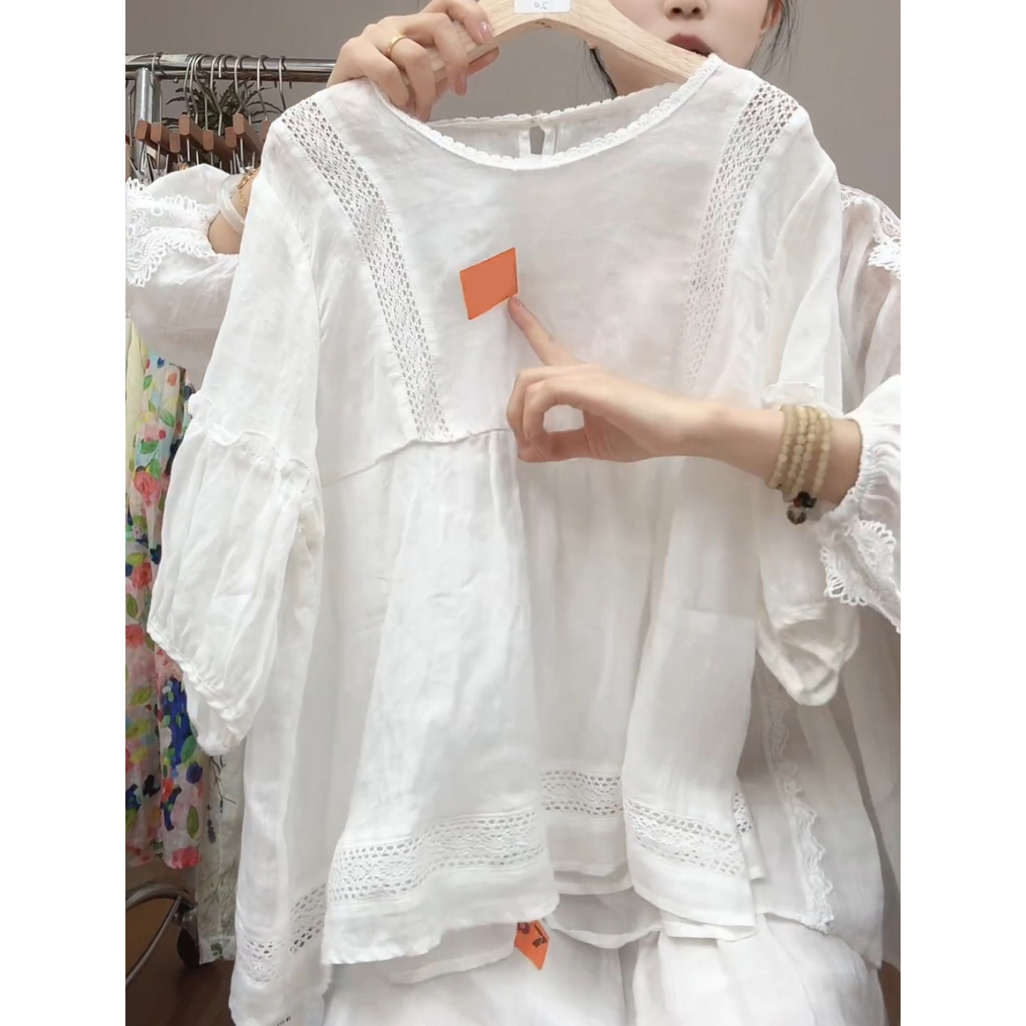 夏季新款纯色苎麻衬衫女夏季新款温柔花边拼接圆领娃娃衫中袖上衣