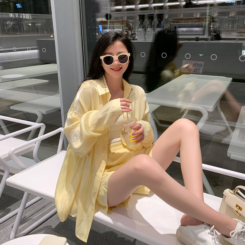 Two piece set of mermaid shirt and shorts