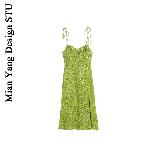 澳洲风情不挑人的撩人吊带连衣裙