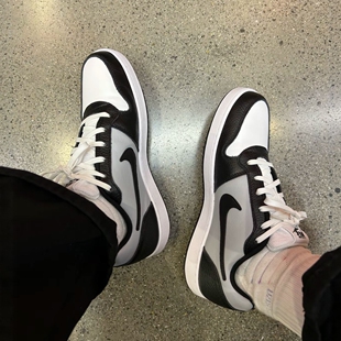 白色HV8139 Vision复古缓震抓地深棕色 700 Court 耐克Nike