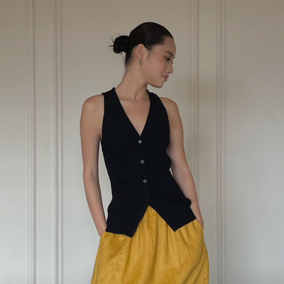 小众简约黑色2025夏季女针织天丝开衫马甲高级百搭修身无袖背心女