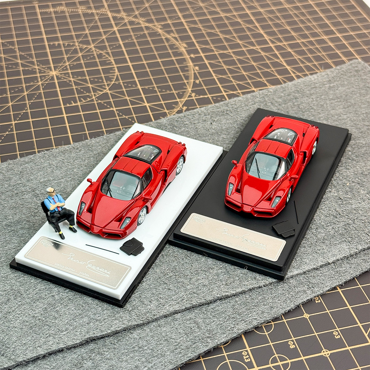现货 King Model 1:64 恩佐enzo金属红 带人偶 合金开盖汽车模型