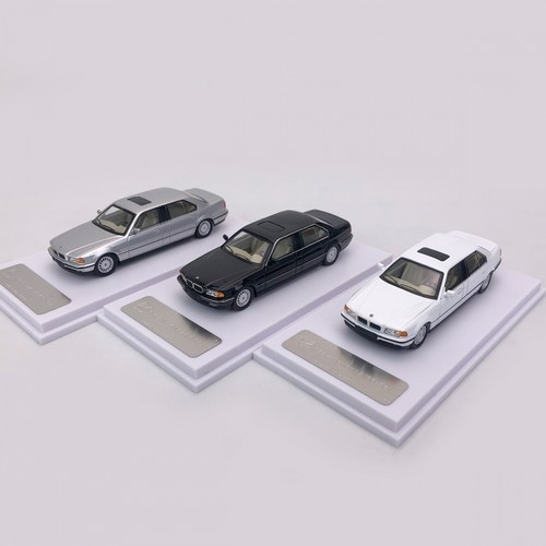 DCM宝马合金164汽车模型