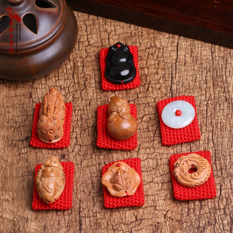 手工红绳皮带扣红腰链桃木貔貅葫芦玉平安扣红腰绳腰带男款旺财运