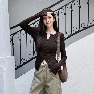 咖色假两件v领长袖针织毛衣开衫