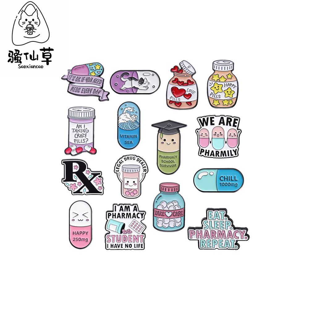 可爱粉色医护合金烤漆胸章饰品